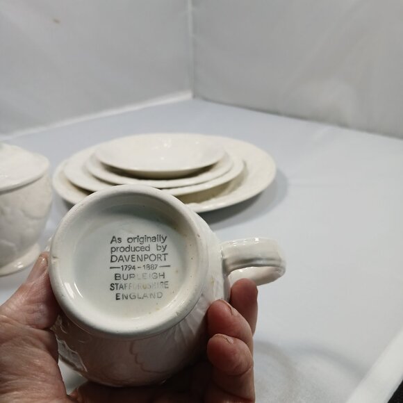 Cuthbertson's Burleigh Davenport Set Of Strawberry  Grape Leaf White Dinnerware - Picture 10 of 16